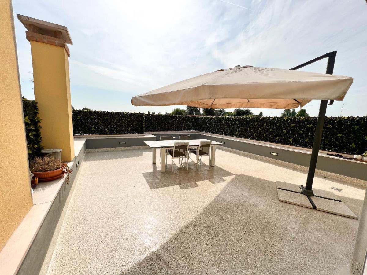 Апартаменты Erman House Mansarda Sulla Riviera Del Brenta Venezia Доло Экстерьер фото